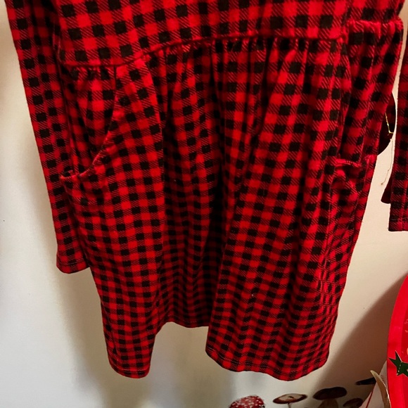 Cute Buffalo Plaid dress by Cat & Jack - Picture 5 of 7